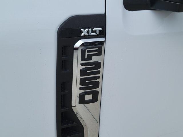 new 2025 Ford F-250 car, priced at $57,954