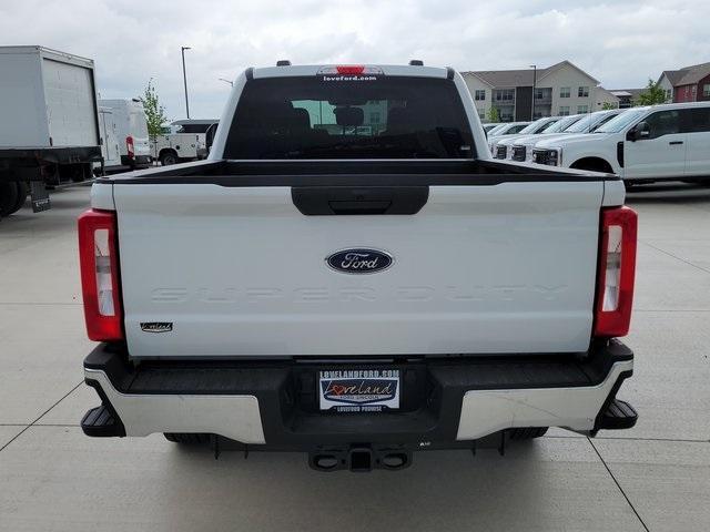 new 2025 Ford F-250 car, priced at $57,954