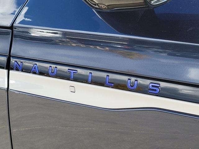 new 2024 Lincoln Nautilus car, priced at $60,609