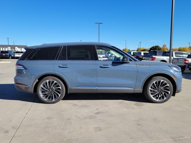 new 2025 Lincoln Aviator car