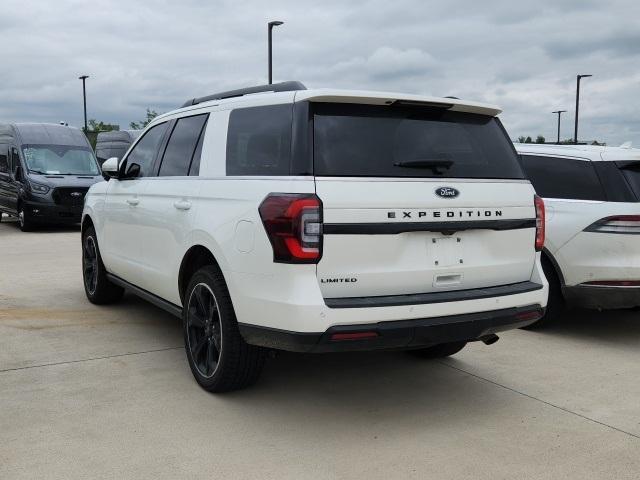used 2024 Ford Expedition car, priced at $69,027