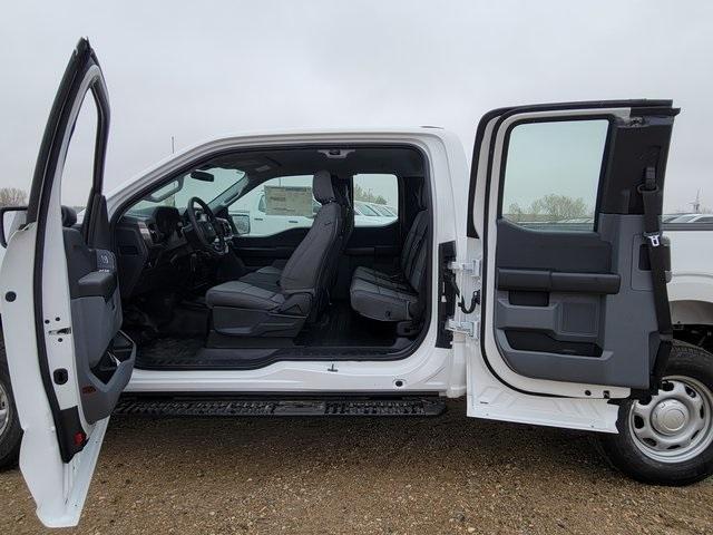 new 2025 Ford F-150 car, priced at $47,141