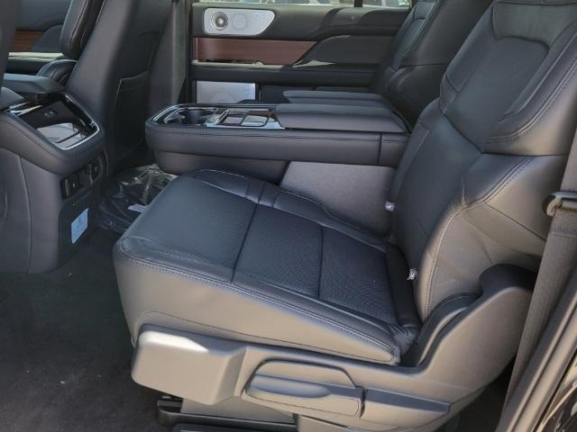 new 2024 Lincoln Navigator L car, priced at $111,264