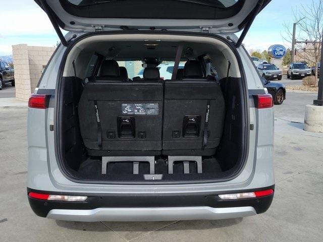 used 2024 Kia Carnival car, priced at $34,603