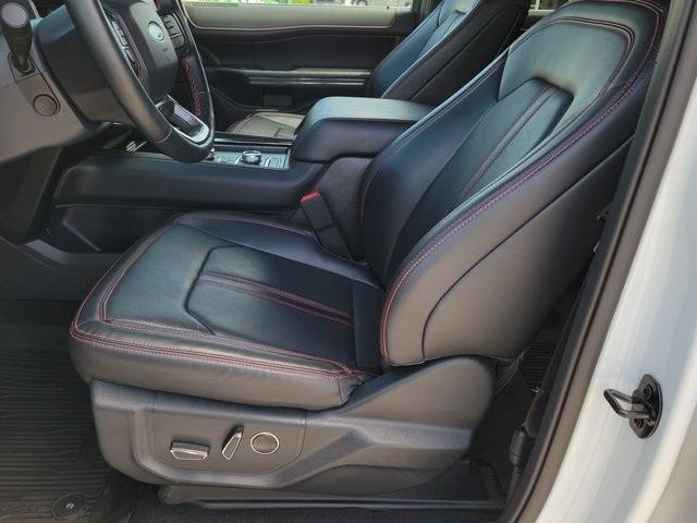 used 2024 Ford Expedition car, priced at $64,822