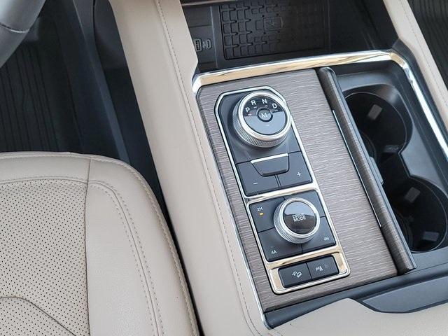 used 2024 Ford Expedition car, priced at $65,927