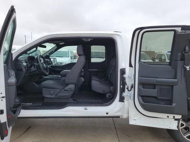 new 2025 Ford F-150 car, priced at $46,450