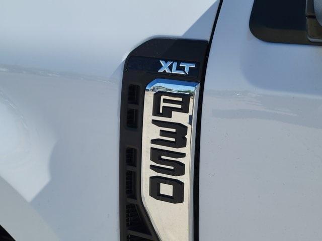 new 2025 Ford F-350 car, priced at $72,744