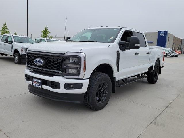 new 2025 Ford F-350 car, priced at $61,794