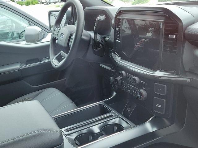 new 2025 Ford F-150 car, priced at $47,334