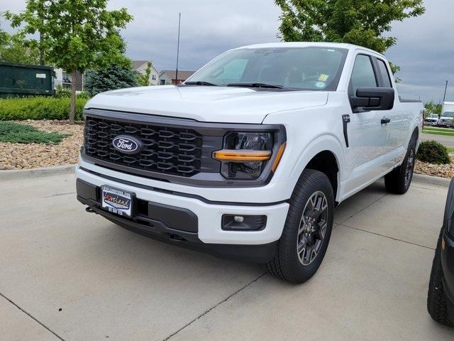 new 2025 Ford F-150 car, priced at $47,334