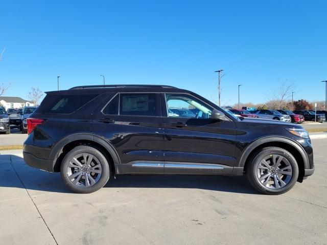 new 2025 Ford Explorer car