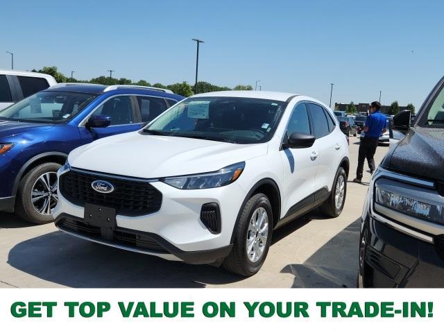 used 2024 Ford Escape car, priced at $25,260