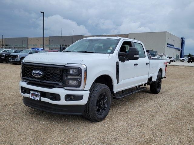 new 2025 Ford F-350 car, priced at $58,644