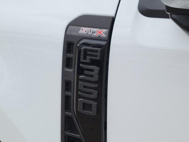 new 2025 Ford F-350 car, priced at $58,644
