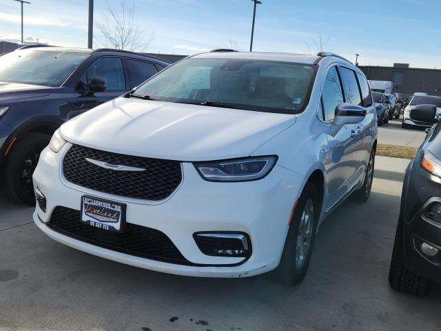 used 2021 Chrysler Pacifica car, priced at $32,624