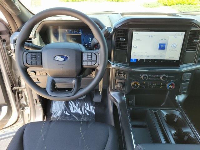 new 2025 Ford F-150 car, priced at $45,915