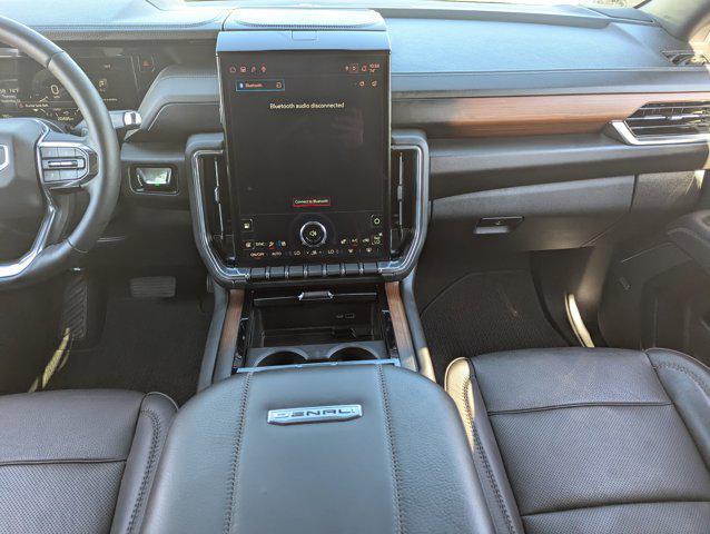 used 2025 GMC Yukon car, priced at $70,991