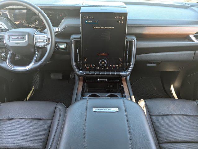 used 2025 GMC Yukon car, priced at $70,991