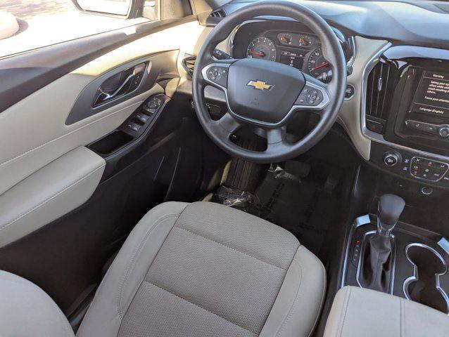 used 2023 Chevrolet Traverse car, priced at $18,994