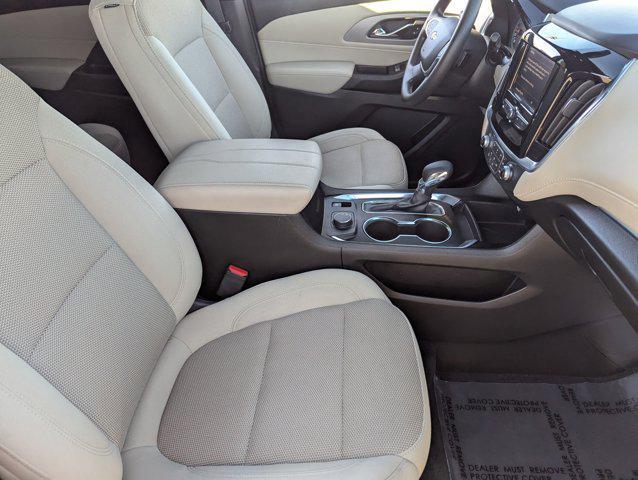 used 2023 Chevrolet Traverse car, priced at $18,994