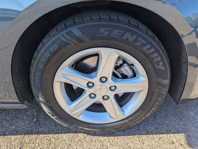 used 2020 Chevrolet Malibu car, priced at $13,992