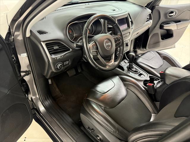 used 2019 Jeep Cherokee car, priced at $12,195