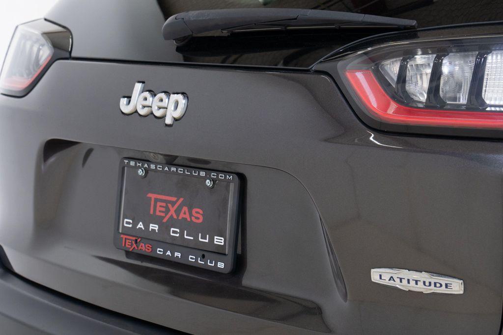 used 2019 Jeep Cherokee car, priced at $12,095