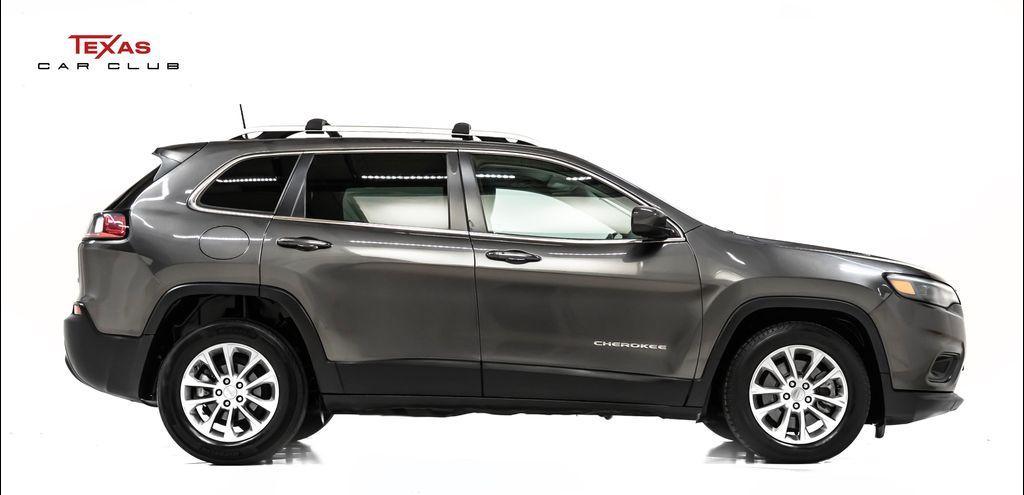 used 2019 Jeep Cherokee car, priced at $12,095