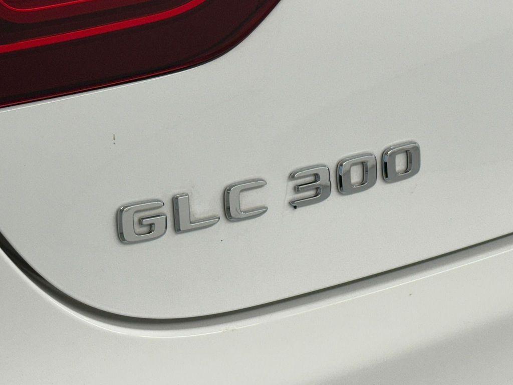 used 2020 Mercedes-Benz GLC 300 car, priced at $37,295