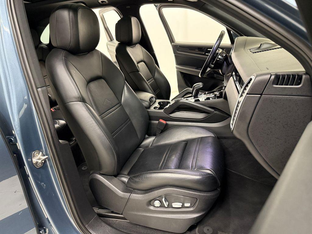 used 2019 Porsche Cayenne car, priced at $34,995