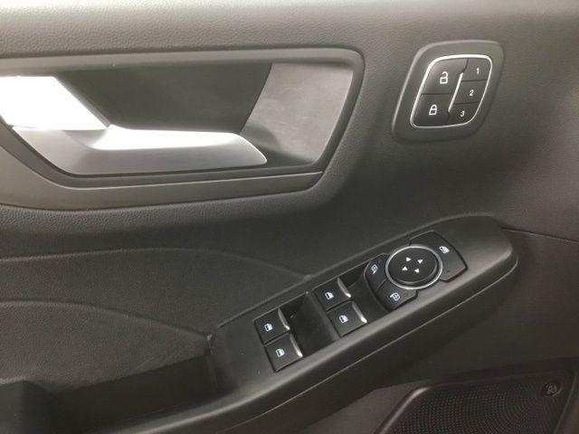 used 2023 Ford Escape car, priced at $26,998