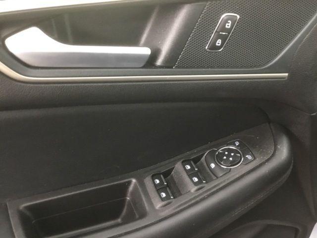 used 2024 Ford Edge car, priced at $27,553