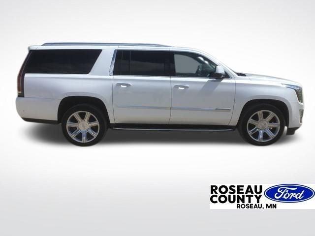 used 2020 Cadillac Escalade ESV car, priced at $38,844