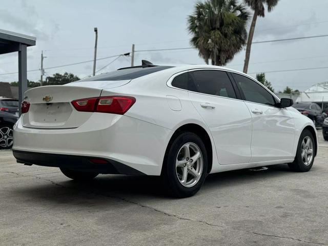 used 2018 Chevrolet Malibu car, priced at $9,995