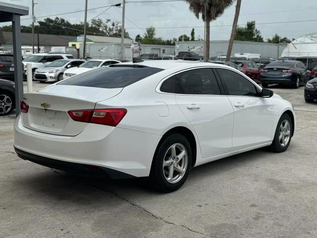 used 2018 Chevrolet Malibu car, priced at $9,995