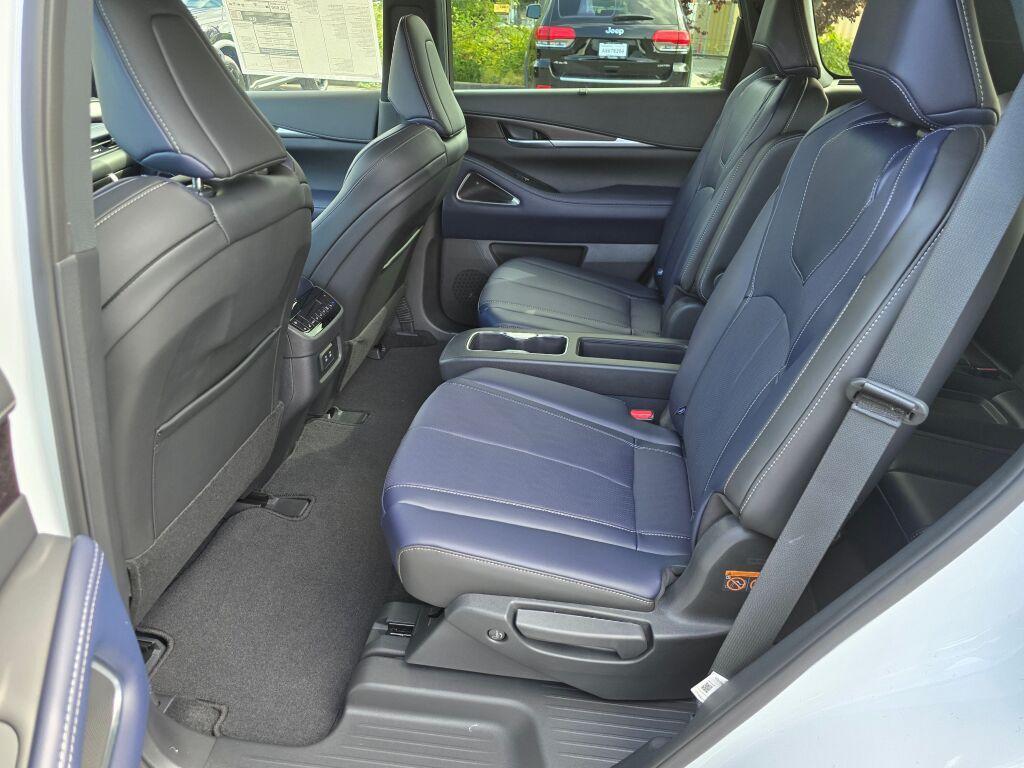 new 2026 INFINITI QX60 car, priced at $63,985