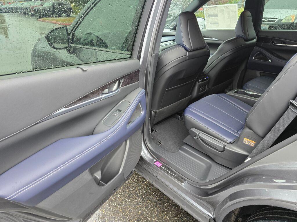 new 2026 INFINITI QX60 car, priced at $61,955