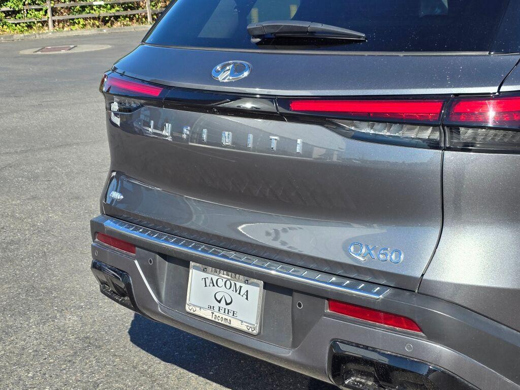 used 2023 INFINITI QX60 car