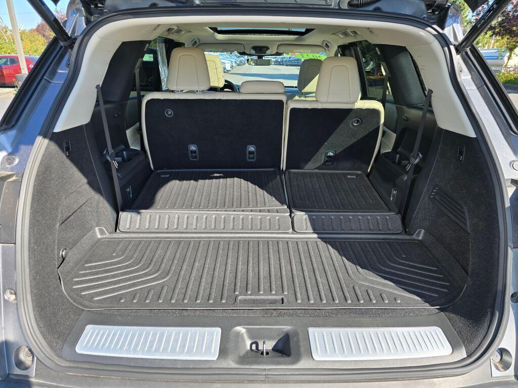 used 2023 INFINITI QX60 car