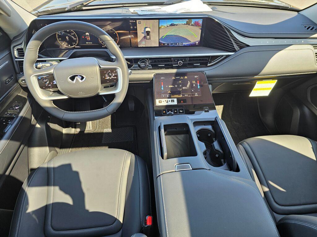 new 2025 INFINITI QX80 car, priced at $75,610