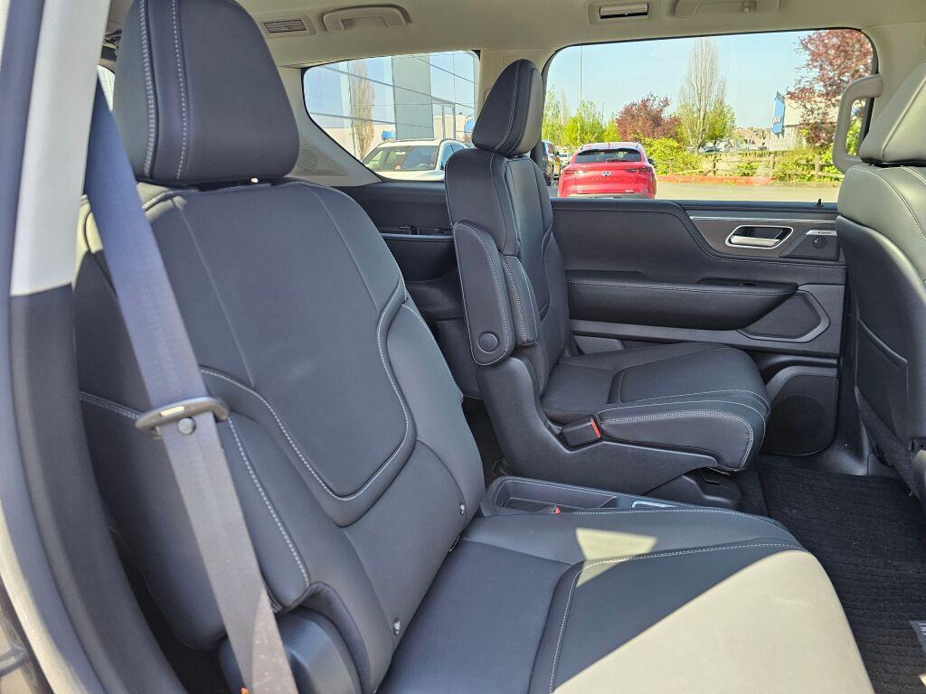 new 2025 INFINITI QX80 car, priced at $75,610