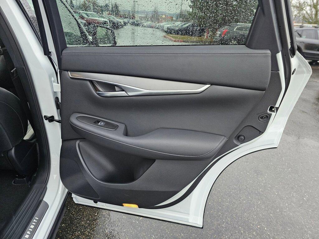 new 2025 INFINITI QX50 car