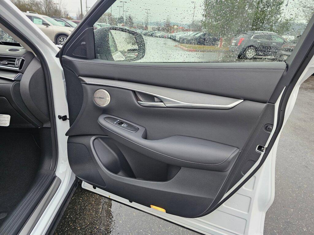new 2025 INFINITI QX50 car