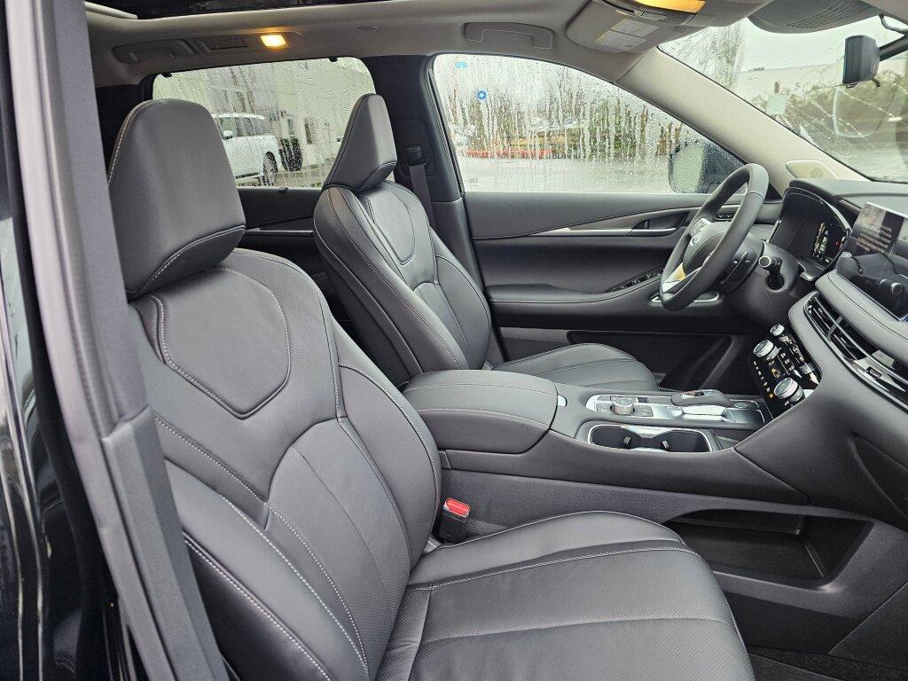 new 2025 INFINITI QX60 car, priced at $51,510