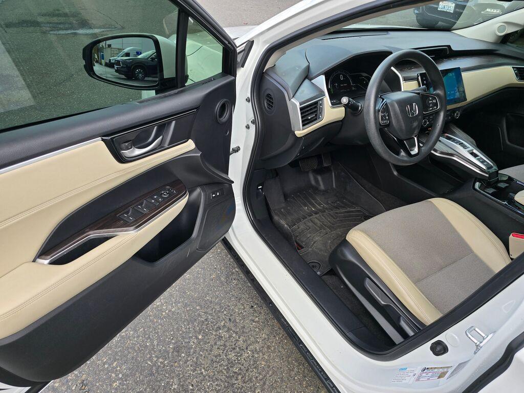used 2019 Honda Clarity Plug-In Hybrid car, priced at $21,555