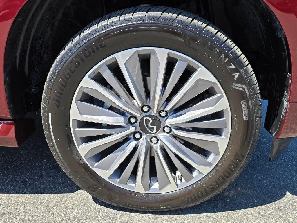 used 2025 INFINITI QX80 car, priced at $74,525