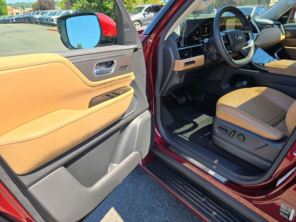 used 2025 INFINITI QX80 car, priced at $74,525
