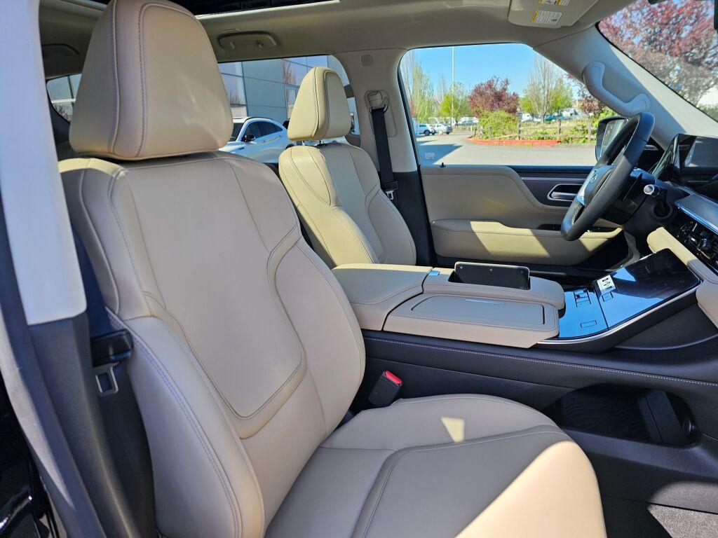 new 2025 INFINITI QX80 car, priced at $74,910