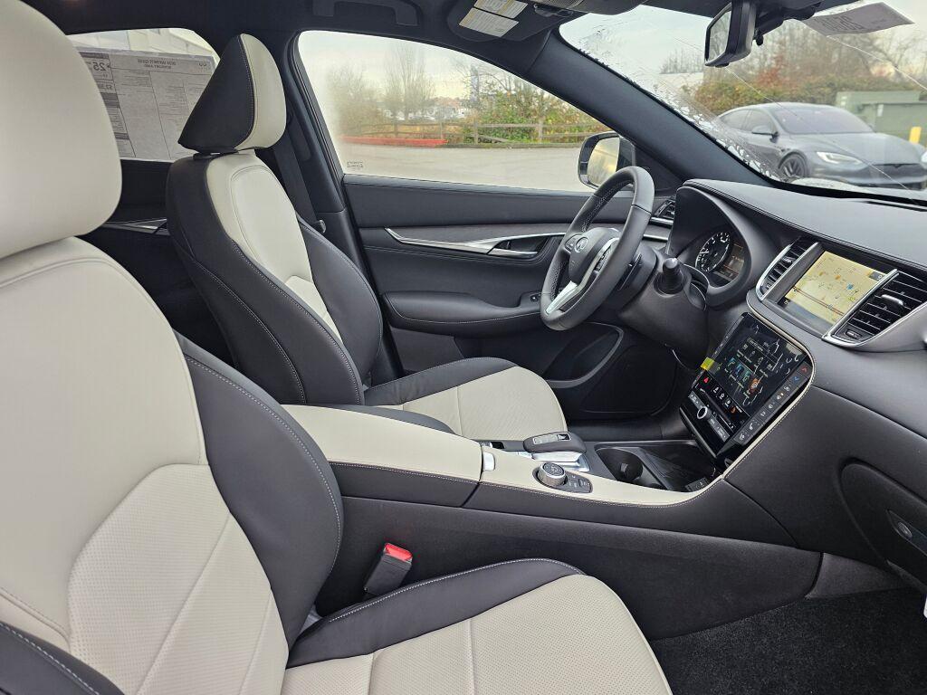 new 2025 INFINITI QX55 car, priced at $51,777